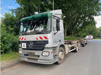 Hook lift truck MERCEDES-BENZ