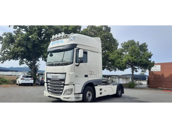 Tractor unit DAF XF 106 460