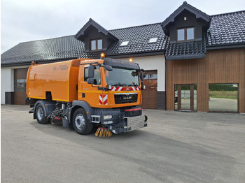 Road sweeper MAN TGM 18.250