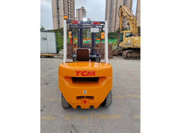Forklift TCM