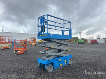 Scissor lift GENIE
