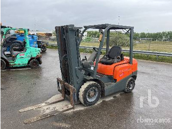 Forklift TCM