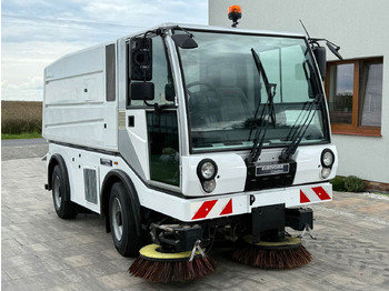 Road sweeper BUCHER