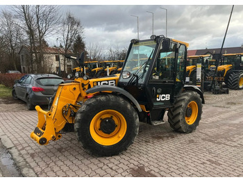 Telescopic handler JCB