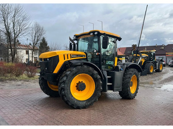 Farm tractor JCB Fastrac 4220