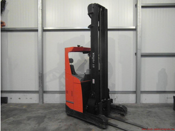 Reach truck BT RRE140E: picture 3 Reach truck BT RRE140E: picture 3