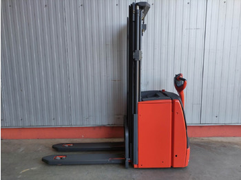 Stacker LINDE L16