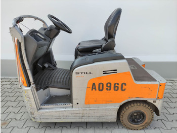 Tow tractor STILL
