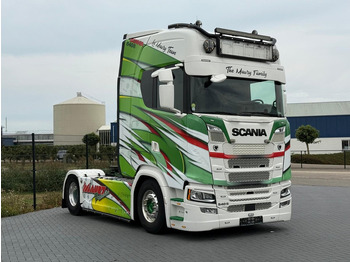 Tractor unit SCANIA S 540
