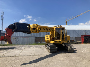 Crawler excavator