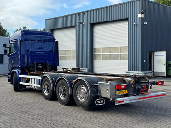 Container transporter/ Swap body truck Scania R520 V8 8x4*4 Retarder / BDF / Full Air / Euro 6: picture 4 Container transporter/ Swap body truck Scania R520 V8 8x4*4 Retarder / BDF / Full Air / Euro 6: picture 4