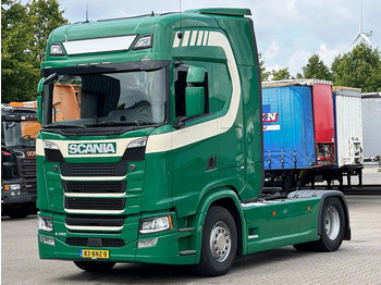 Tractor unit SCANIA S 450