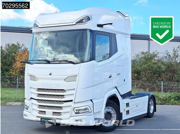Tractor unit DAF XG+ 530