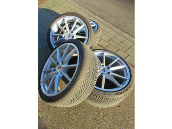 Wheel and tire package for Car Porsche 911 992 20-/21 Carrera S Winterbanden Set Wielen: picture 2