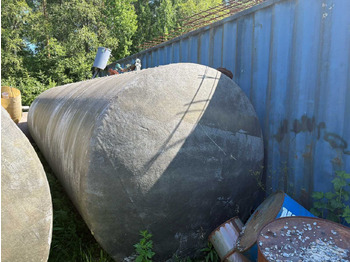 Storage tank