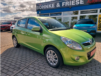 Car HYUNDAI
