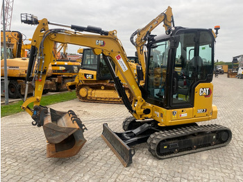 Mini excavator CATERPILLAR 302