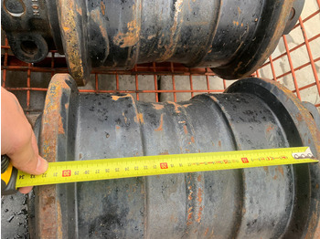 Frame/ Chassis Hitachi Hitachi EX1200D5 bottom track roller SF: picture 3