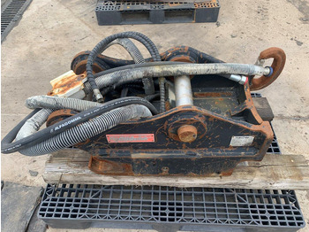Quick coupler
