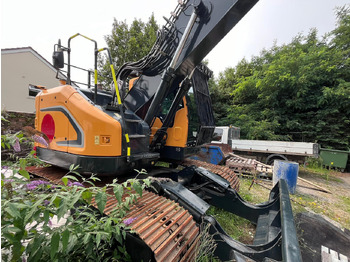 Lease a  Hyundai HX235 LCR DZ 15M High Reach Hyundai HX235 LCR DZ 15M High Reach: picture 3