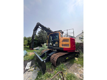 Lease a  Hyundai HX235 LCR DZ 15M High Reach Hyundai HX235 LCR DZ 15M High Reach: picture 2