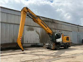 Waste/ Industry handler LIEBHERR LH 40 M