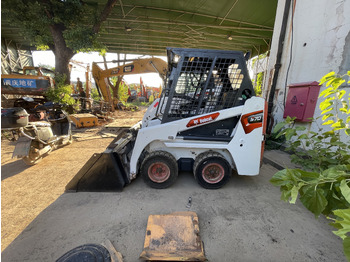 Skid steer loader BOBCAT S70
