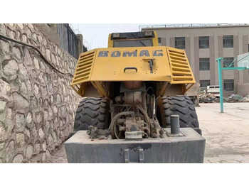 Road roller Bomag bw225d-3: picture 3