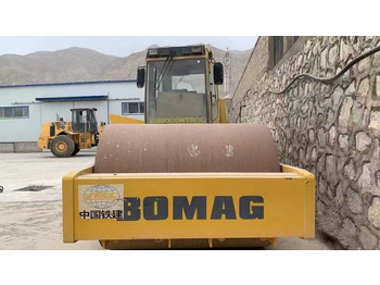 Road roller Bomag bw225d-3: picture 2