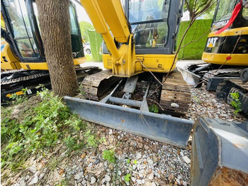 Mini excavator Komatsu PC55MR: picture 4