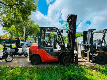 Diesel forklift TOYOTA