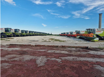 Combine harvester CLAAS