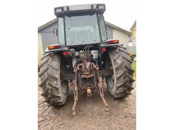 Farm tractor Massey Ferguson 3080: picture 2