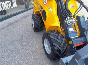 Compact loader Eurotrac W11 TELESKOB: picture 4