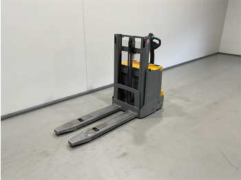 Stacker Jungheinrich EJD 118: picture 4