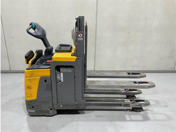 Stacker JUNGHEINRICH ERD