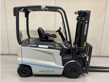Electric forklift UNICARRIERS