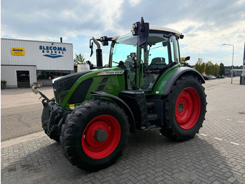 Farm tractor FENDT 500 Vario