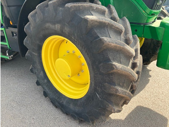 Farm tractor John Deere 6R 250: picture 5