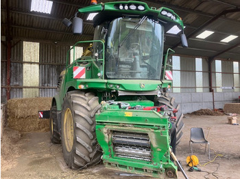 Forage harvester JOHN DEERE