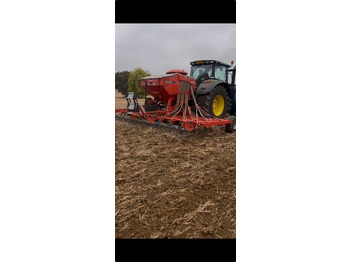 Sowing equipment KUHN