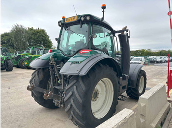 Farm tractor Valtra T174EV: picture 5