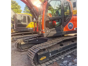 Crawler excavator DOOSAN DX225