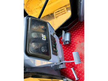 Bulldozer Used CAT D6G2 Bulldozer for Sale Used CAT Dozer D6H Used Caterpillar D6H D6T D6D D6G D6MD6R Bulldozer: picture 5 Bulldozer Used CAT D6G2 Bulldozer for Sale Used CAT Dozer D6H Used Caterpillar D6H D6T D6D D6G D6MD6R Bulldozer: picture 5