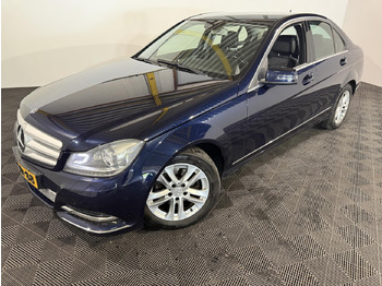 Sedan MERCEDES-BENZ