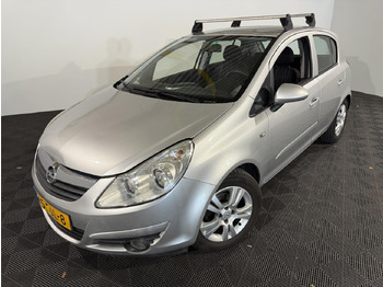Hatchback OPEL