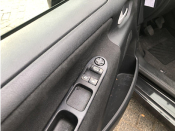 Hatchback Peugeot 207 1.4 VTi X-line | 2008 | 146.373 | 07-ZJ-SK: picture 3
