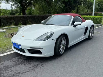 Car PORSCHE