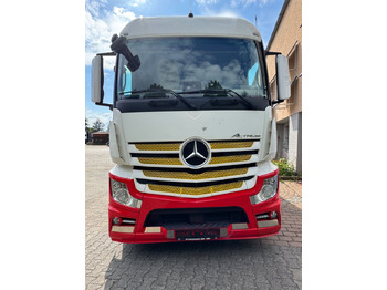 Beverage truck Mercedes-Benz Actros 2545/2xLBW/Klima/Kamera/kpl.Zug: picture 2