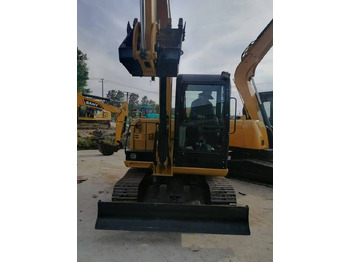 Mini excavator CATERPILLAR 305.5E2: picture 2